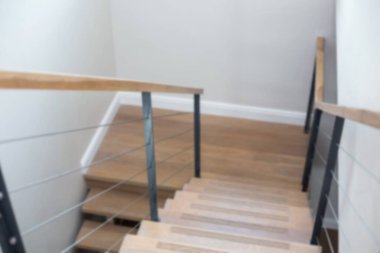 Evdeki boş basamakların yüksek açılı görünümü