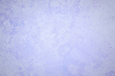 Düzensiz lekeler ve lekelerle desenli açık mavi ve lavanta rengi düz tasarım yüzeyi gösteriliyor. Soyut, sanatsal, modernist, dekoratif, boya, arkaplan, desen