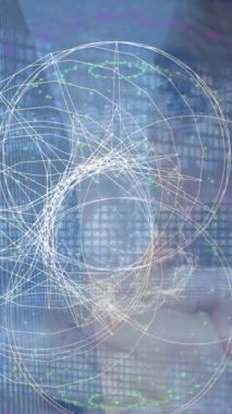 Muhtelif doktor ve hastalar üzerindeki tüm bağlantı ve mesajların animasyonu. Küresel tıp, sağlık ve dijital arayüz kavramı dijital olarak üretilen video.