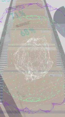 İstatistik işleme ve taşıma bandındaki karton kutuların üzerinde dönen dünyanın animasyonu. Dijital olarak oluşturulan küresel gönderim ve dağıtım konsepti.