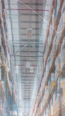 Depodaki finansal veri işleme animasyonu. küresel iş, veri işleme, dijital arayüz, teknoloji ve gönderme konsepti dijital olarak oluşturuldu.