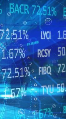 Dürbün taramasında finansal veri işleme animasyonu. küresel finans ve iş, bağlantılar ve dijital arayüz kavramı dijital olarak oluşturulmuş video.