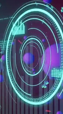 Koyu arkaplandaki veri işleme üzerinde mavi dürbünün ve 3D şekillerin animasyonu. Veri, bağlantı, dijital arayüz ve dijital olarak oluşturulmuş gelecek konsepti.