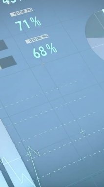 Mavi arkaplan ile çok renkli bilgi arayüzünün animasyonu. Dijital olarak üretilen hologram, illüstrasyon, rapor, iş dünyası, büyüme, ilerleme, veritabanı, soyut ve küresel kavram.