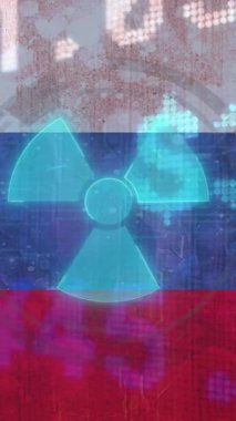 Rusya bayrağı üzerinde veri işleme ve nükleer sembolün animasyonu. Ukrayna krizi ve uluslararası politika kavramı dijital olarak oluşturuldu.