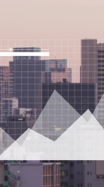 Şehir manzarası üzerindeki veri işleme ve diyagramın animasyonu. Küresel teknoloji ve dijital arayüz konsepti dijital olarak oluşturulmuş video.