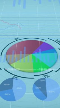 Mavi arka plandaki finansal grafikler üzerinden finansal veri işleme animasyonu. Küresel iş, finans ve ekonomik kriz kavramı dijital olarak oluşturulmuş video.