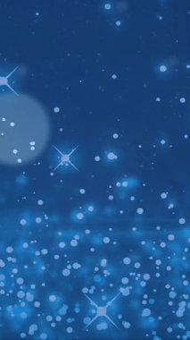 Kış manzarasında yılbaşı ağaçlarının ve yıldızların üzerine yağan karların animasyonu. Noel, gelenek ve kutlama konsepti dijital olarak oluşturuldu.