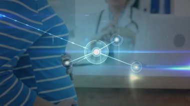 Hamile bir kadın göbeğini kaldırıyor. Veri düğümlerini başlatıyor. Hastayı doktorla birleştiriyor. Annelik, sağlık, dijital, teletıp, güvence, işbirliği, tanı