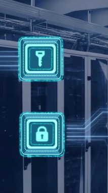 Dijital veri işleme, asma kilit ve anahtar simgeleri, devre kartı ve bilgisayar sunucularının animasyonu. Küresel siber güvenlik, bağlantılar, hesaplama ve veri işleme kavramı dijital olarak oluşturuldu.