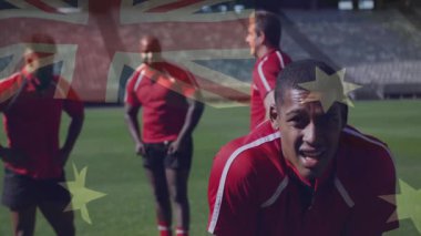 Kameralar ragbi oyuncusunu yakınlaştırıyor. Avustralya bayrağı eşliğinde takım arkadaşları öne eğiliyor. Atletizm, takım çalışması, yoldaşlık, rekabet, güç, motivasyon, açık hava