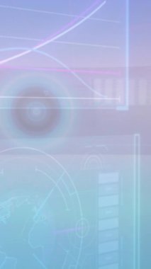 Grafiklerin, radarın, yuvarlak içindeki dünyanın ve soyut arkaplan üzerindeki bilgisayar dilinin animasyonu. Dijital olarak üretilmiş, hologram, illüstrasyon, rapor, iş dünyası, küreselleşme, kodlama, teknoloji kavramı.