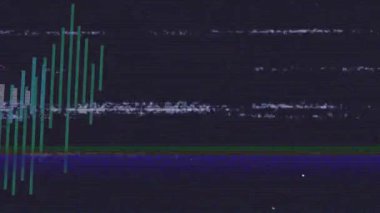 Statik gürültü, ses seviyelerini temsil eden dalga biçimi ile yükselen ve titreşen arızalı çubuk grafiği fırlatıyor. Teknoloji, veri, dijital, fütürist, soyut, siber, görselleştirme