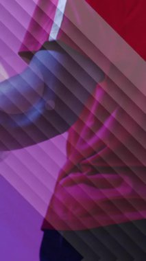 Afrika kökenli Amerikalı erkek rugby oyuncusu yerine Fransa bayrağının animasyonu. Spor, rekabet ve aktif yaşam tarzı konsepti dijital olarak oluşturulmuş video.