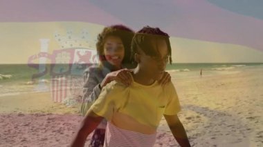 Çift, seyahat kampanyası için erkeğin sırtına atlayan bir kadından diğerine güneş ışığında koşmaya başlıyor. Romantizm, macera, eğlence, açık hava, enerji, arkadaşlık, mutluluk