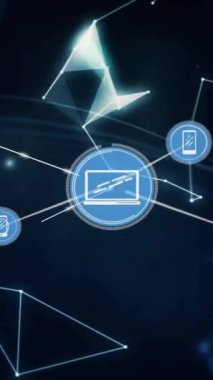 Dünya üzerindeki simgelerle bağlantı ağının animasyonu. Dijital olarak oluşturulmuş küresel bağlantılar, hesaplama ve veri işleme kavramı.