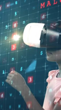 Mavi zemin üzerinde Honduras bayrağı üzerinde covid hücrelerin ve veri işleme animasyonu. Küresel iş bağlantıları ve dijital arayüz konseptini dijital olarak oluşturur.