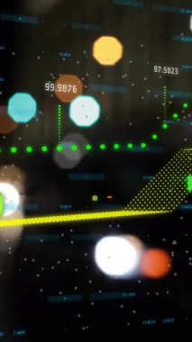 Şehir ışıkları üzerinde finansal veri işleme animasyonu. Küresel finans, iş, bağlantılar, hesaplama ve veri işleme kavramı dijital olarak oluşturulmuş video.