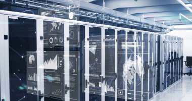 Sunucu rafları, sanal örtüler ve ofis sandalyesiyle veri merkezi koridorunu kaplıyor. Teknoloji, veri, ağ, dijital, analitik, fütüristik, modern