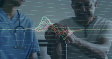 Hasta kamışı sıkıca kavrıyor. Hemşireye dokunuyor. Grafik dalgalanması var. Geriatrik, sağlık, veri görselleştirme, destek, sağlık, ilerleme, tıbbi