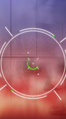 Egzersiz yapan erkekler üzerinde tarama ve veri işleme animasyonları. Küresel iletişim ağı ve dijital arayüz arkaplan kavramı dijital olarak oluşturulmuş video.