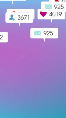 Bildirim çubuklarında grafiksel arkaplana karşı simgelerin canlandırılması ve numaraların değiştirilmesi. Dijital olarak üretilen hologram, illüstrasyon, büyüme, sosyal medya, soyut ve teknoloji kavramı.