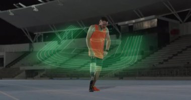 Koşucu, hızını ayarlayıp nefes alırken hologram haritasını çıkartıyor. Sporcu, performans, fütüristik, hareket, kararlılık, dayanıklılık, güç