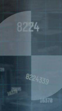 Yuvarlak tarayıcının animasyonu ve mikroişlemci bağlantılarına karşı çoklu değişen sayılar. Bilgisayar arayüzü ve iş teknolojisi kavramı