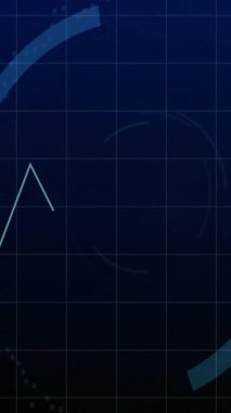 Asma kilit üzerinde diyagram ve veri işleme animasyonu. Küresel iş ve dijital arayüz kavramı dijital olarak oluşturulmuş video.