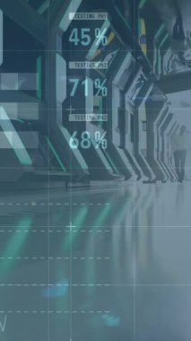 İş adamları üzerinde finansal veri işleme animasyonu. küresel iş, bağlantılar ve veri işleme kavramı dijital olarak oluşturulmuş video.