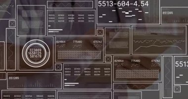 Hasta ölçümleri ve trend grafiklerinin izlenmesi için tableti tıklatan ve tazeleyen ölçüm cihazları. Tıbbi, teknoloji, dijital, sağlık, yenilik, analiz, profesyonel