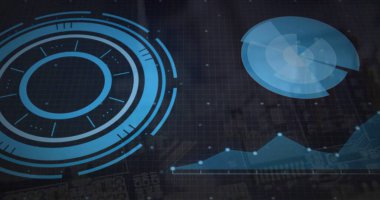 Izgara arayüzünde konsantre HUD ögesi gösteriliyor, pasta grafiği, çizgi grafiği, parlayan veri noktaları. Futuristik, teknoloji, arayüz, veri görselleştirme, analitik, dijital, şematik