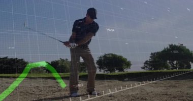 Golfçü sığınağa giriyor. Atış analizi için spor analizleriyle geri adım atıyor. Spor, analitik, performans, eğitim, disiplin, hassasiyet, teknoloji