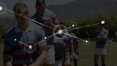 İşaret üzerine rugby takımı animasyon düğümleri oluşturan ağ ile senkronize yüksek diz hazırlık maçı yapıyor. Atletizm, takım çalışması, teknoloji, fitness, açık hava, yenilik, dayanıklılık