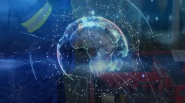 Mavi arka planda görünen dijital dünya, ortaya çıkan ve dönen ağ düğümlerini analiz eden teknisyen. Hologram, dünya, bağlantı, teknoloji, endüstriyel, fütüristik, yenilik