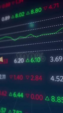 Yüzde işaretli, soyut desenli ve işlem masasının üzerinden ok geçiren 100 sayının animasyonu. Dijital olarak üretilmiş, hologram, borsa, rapor, finans, yatırım ve teknoloji kavramı.