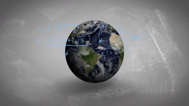 Dünya küresini döndürmeye başlarken tebeşir formülleri, matematik kavramlarının kaybolduğunu gösteren toprakların üzerinde kayboluyor. Küresel, veri görselleştirme, bilimsel, eğitici, dijital sanat, sunum, teknoloji