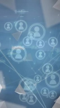 Soyut üçgen şekillerin ve profil simgelerinin canlandırılması ağaçlarla çevrili manzaraya karşı yüzüyor. Küresel ağ ve iş teknolojisi kavramı