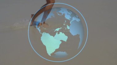 Sörf yapan bir kadın dünyayı döndürürken teknoloji yolculuğunu resmediyor. Deniz kenarı, keşif, bağlantı, yenilik, seyahat, ufuk, dinginlik