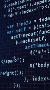 Siyah arkaplan üzerinde yükleme çemberleri, bilgisayar dili ve devre kartı deseni animasyonu. Dijital olarak üretilmiş, hologram, illüstrasyon, iş, ilerleme, kodlama ve teknoloji kavramı.