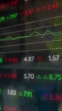 Odada finansal veri işleme animasyonu. Küresel finans, iş, bağlantılar, hesaplama ve veri işleme kavramı dijital olarak oluşturulmuş video.