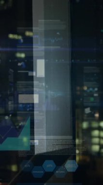 Ofiste geç saatlere kadar çalışan beyaz kadın hakkında istatistiksel veri işleme animasyonu. Bilgisayar arayüzü ve iş veri teknolojisi kavramı