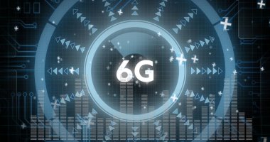 Radyasyon merkezi 6G etiketi senkronize çemberler, oklar ve veri çubuklarıyla titreşiyor. Teknoloji, yenilik, bağlantı, veri, dijital, fütüristik, ağ