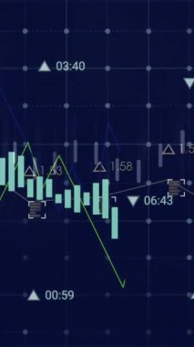 Finansal veri işleme animasyonu ve karanlık arka plan istatistikleri. Küresel finans, iş, bağlantılar, hesaplama ve veri işleme kavramı dijital olarak oluşturulmuş video.