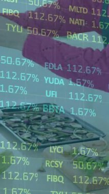 Borsa veri animasyonu. Mutfakta yemek pişiren kişi hakkında. Yatırım, finans, ticaret, teknoloji, ekonomi, analitik