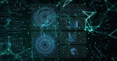 Sanal kontrol panelinde parlayan ağ düğümleri ve devre izleriyle beş veri paneli gösteriliyor. Teknoloji, yenilik, siber güvenlik, gösterge paneli, dijital, geleceksel, veri