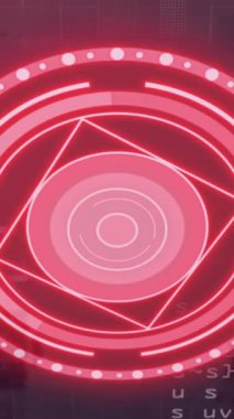 Kırmızı geometrik şekiller ve karanlık arka planda dijital kod animasyonu. Soyut, teknoloji, fütüristik, kodlama, tasarım