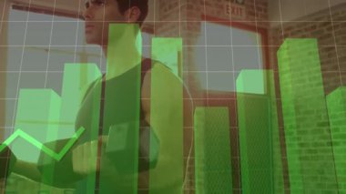 Fitness pro curling dambılları, ızgaranın etkinleştirilmesi yükselen çubuklar ve çizgi grafik izleme temsilcileri. Jimnastik, güç, analitik, veri, teknoloji, modern, yenilik