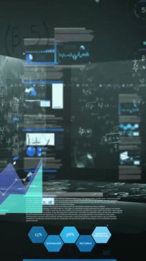 Matematiksel denklemler üzerinde veri işleme animasyonu. Küresel teknoloji, bilgisayar ve dijital arayüz kavramı dijital olarak oluşturulmuş video.