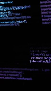 Siyah arkaplan sembollü veri işleme animasyonu. Küresel teknoloji, bilgisayar ve dijital arayüz kavramı dijital olarak oluşturulmuş video.